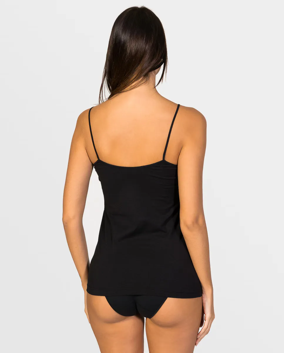 Женская майка на бретелях с кружевом по горловине из экологически чистой ткани ZD, черный
Женская майка на бретелях с кружевом по горловине из экологически чистой ткани ZD, черный