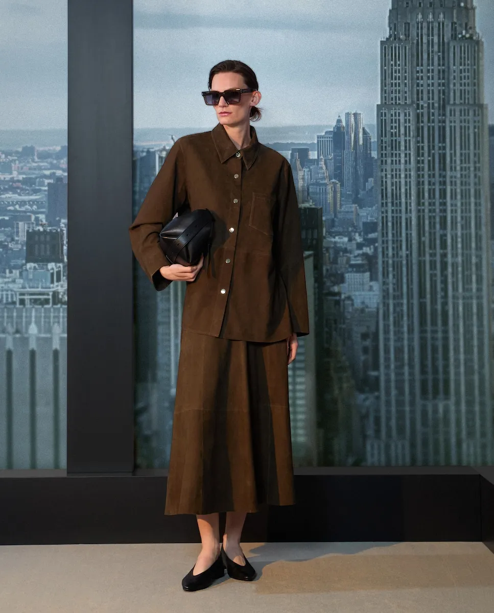 Длинная женская юбка из замши Woman Limited El Corte Inglés, зеленый
Длинная женская юбка из замши Woman Limited El Corte Inglés, зеленый