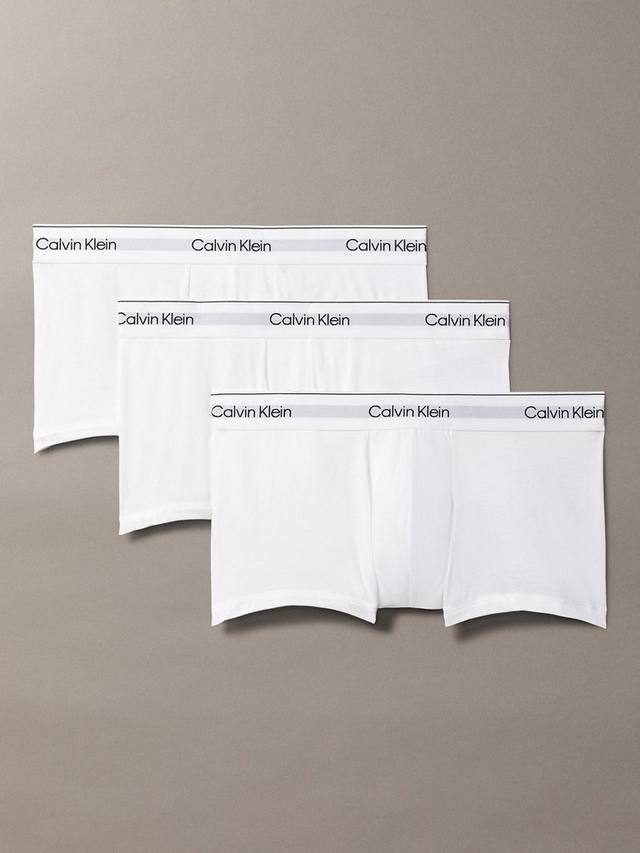 Плавки icon из хлопка стрейч с низкой посадкой Calvin Klein, белый
Плавки icon из хлопка стрейч с низкой посадкой Calvin Klein, белый