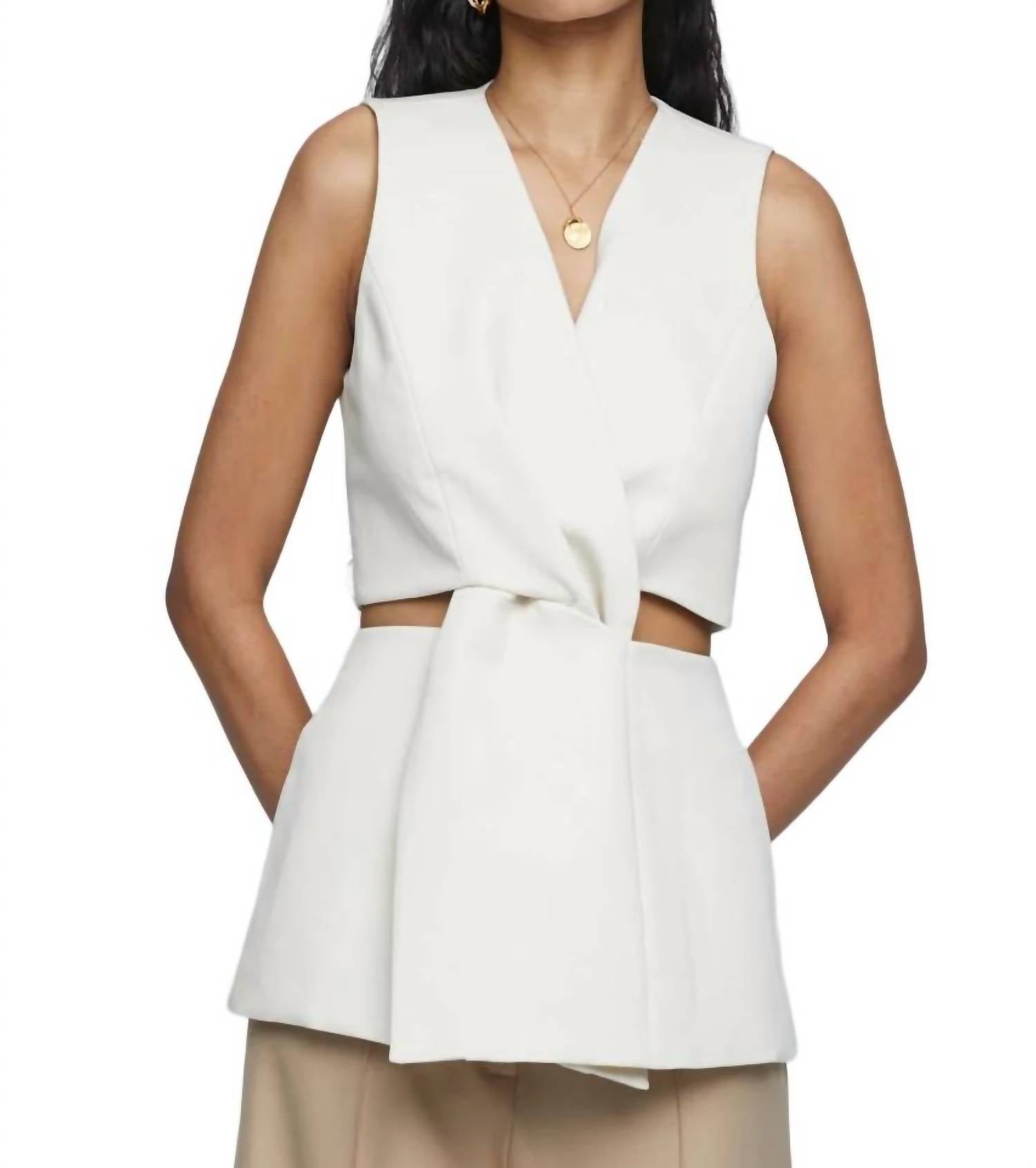 Сиа жилет в молочном цвете ANNA QUAN, Milk
Сиа жилет в молочном цвете ANNA QUAN, Milk