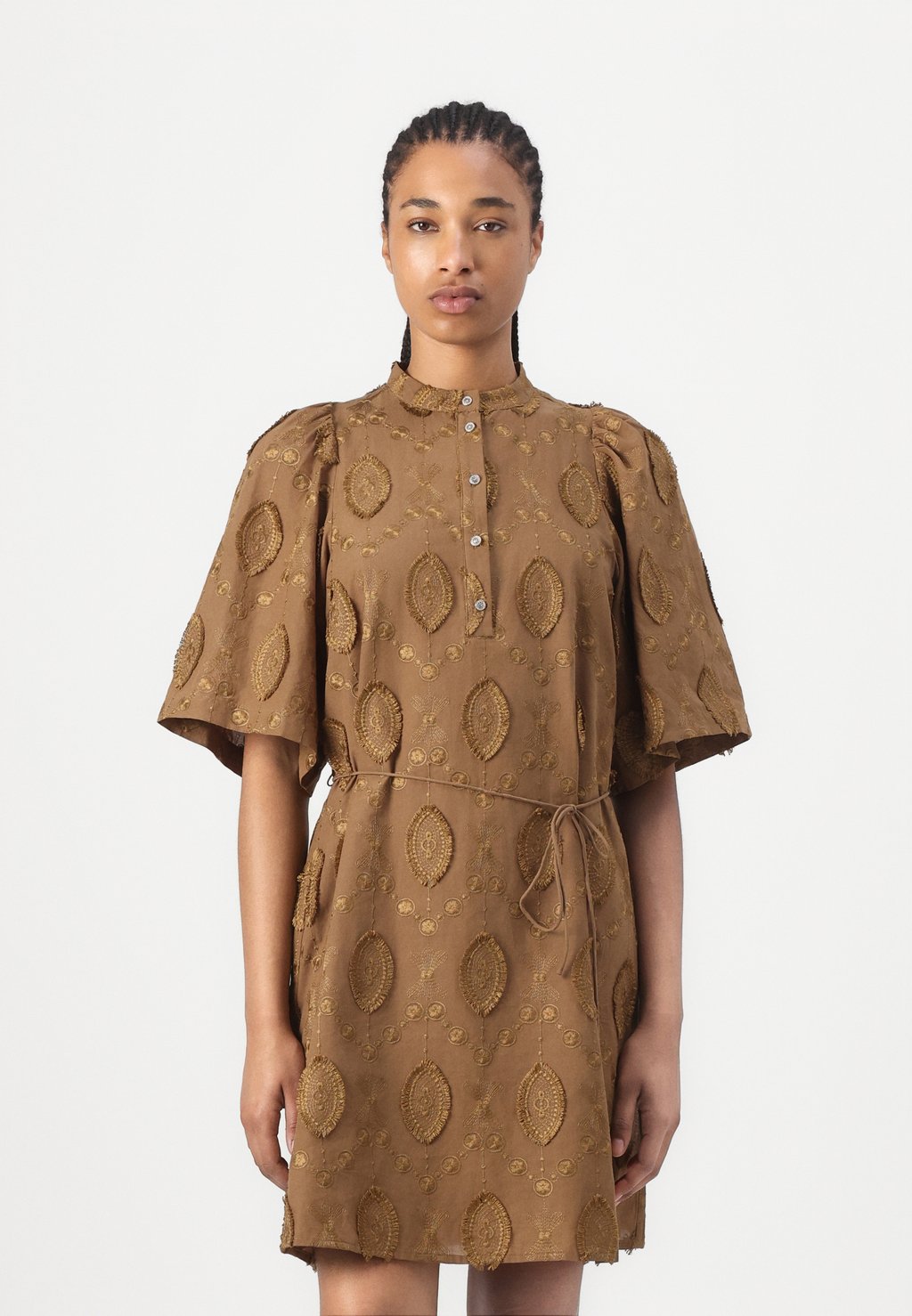 Повседневное платье CANTERBURYBBIMILIA DRESS Bruuns Bazaar, коричневый 
Повседневное платье CANTERBURYBBIMILIA DRESS Bruuns Bazaar, коричневый