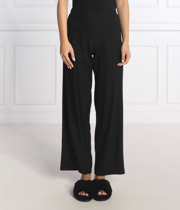 Пижамные штаны женские Calvin Klein Underwear широкие из вискозы, черный
Пижамные штаны женские Calvin Klein Underwear широкие из вискозы, черный