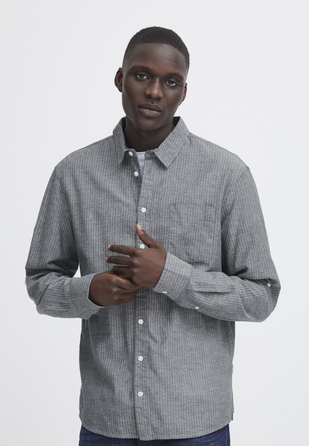 Рубашка Blend, цвет dress blues
Рубашка Blend, цвет dress blues