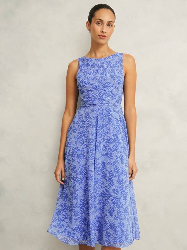 Миниатюрное расклешенное платье без рукавов от джесс Hobbs, синий/разноцветный
Миниатюрное расклешенное платье без рукавов от джесс Hobbs, синий/разноцветный