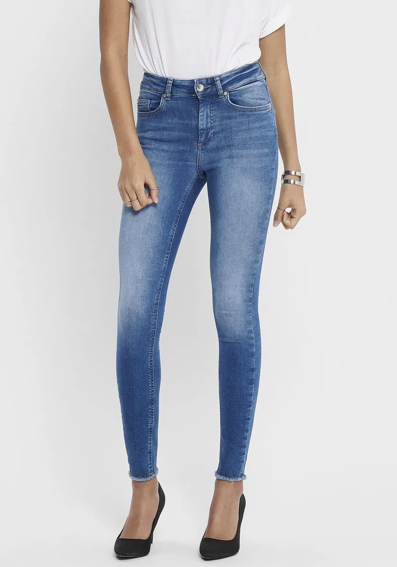 Джинсы ONLY до щиколотки "ONLBLUSH LIFE", с открытым краем, джинсовый
Джинсы ONLY до щиколотки "ONLBLUSH LIFE", с открытым краем, джинсовый