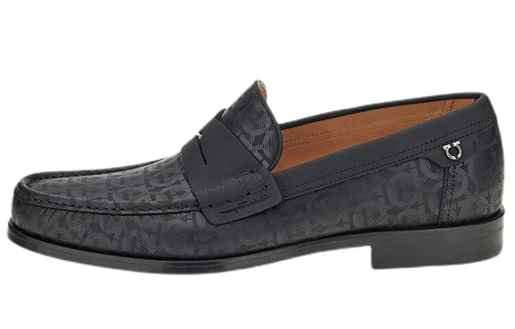 Мужские повседневные мужские низкие черные Ferragamo
Мужские повседневные мужские низкие черные Ferragamo