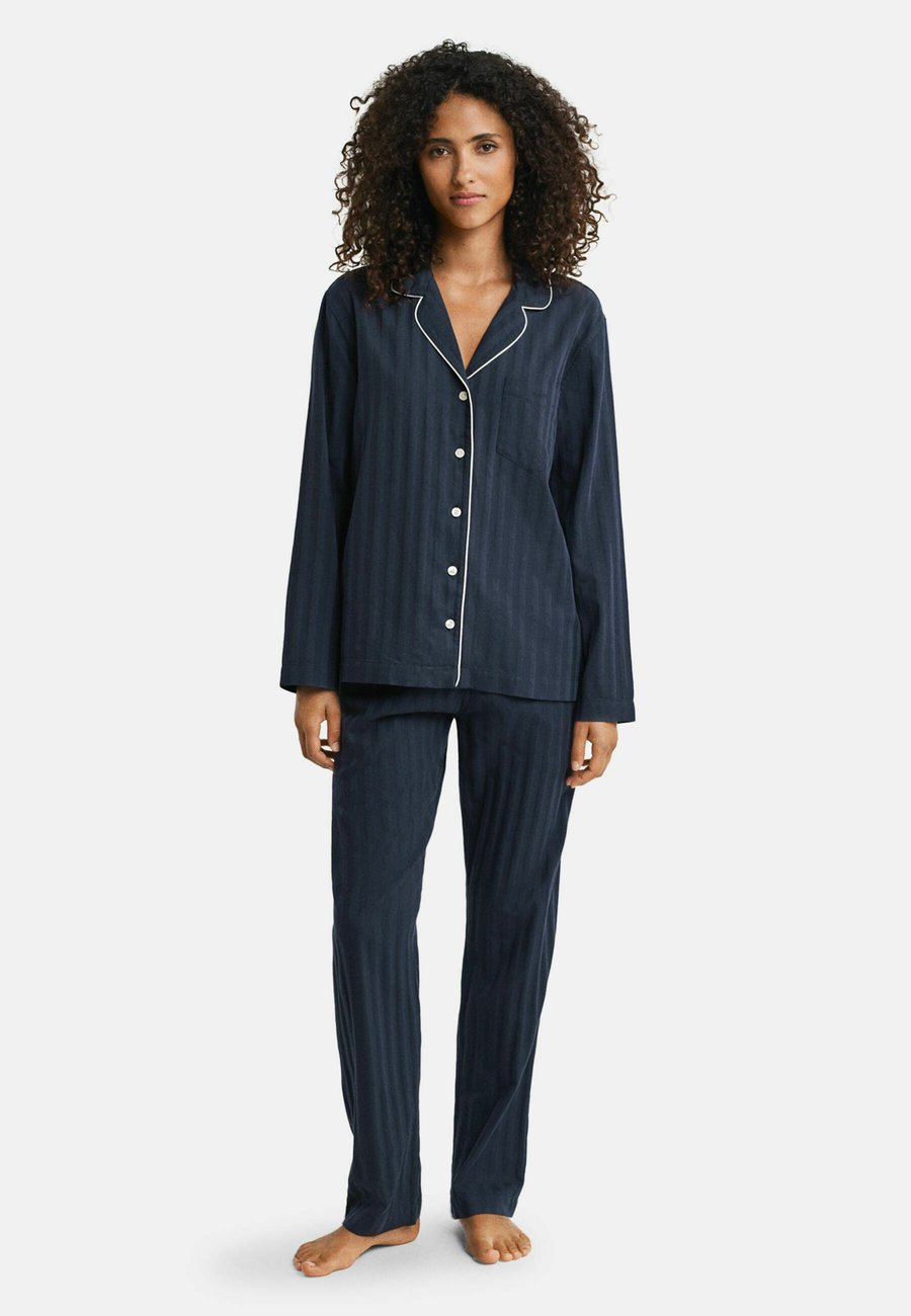 Пижамный комплект GANT STRIPE SET, Evening Blue/Blue
Пижамный комплект GANT STRIPE SET, Evening Blue/Blue