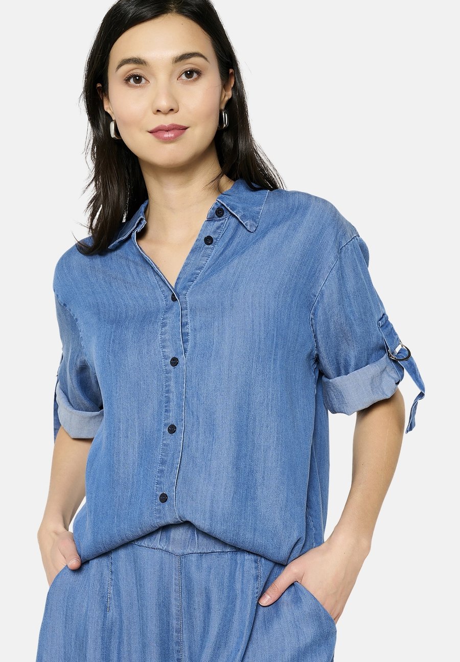 Блуза LolaLiza Button-down blouse, Medium Blue/Blue
Блуза LolaLiza Button-down blouse, Medium Blue/Blue
