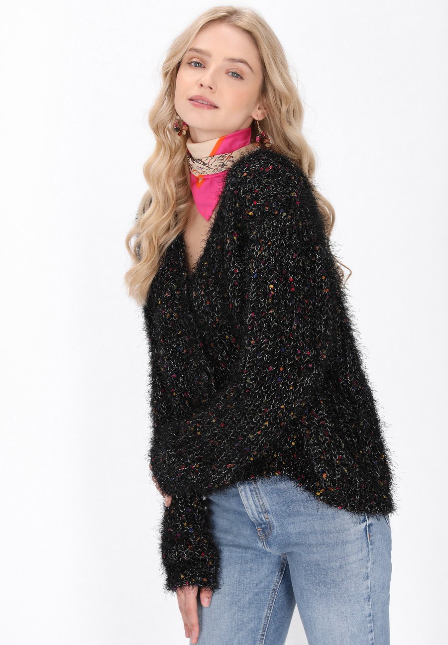 Кардиган IZIA Cardigan, Black/Multicolor/Black
Кардиган IZIA Cardigan, Black/Multicolor/Black