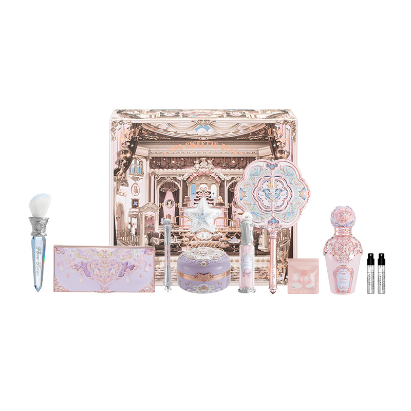 Набор для макияжа: жидкая помада, румяна и тени для век глянцевая помада натуральный оттенок Flower Knows, fleeting life like a dream
Набор для макияжа: жидкая помада, румяна и тени для век глянцевая помада натуральный оттенок Flower Knows, fleeting life like a dream