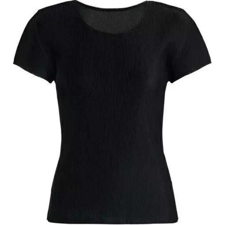 PLEATS PLEASE ISSEY MIYAKE Футболка женская черная
PLEATS PLEASE ISSEY MIYAKE Футболка женская черная