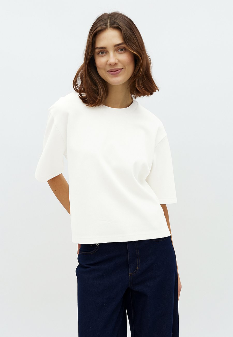 Футболка mbyM EMRYS, White
Футболка mbyM EMRYS, White