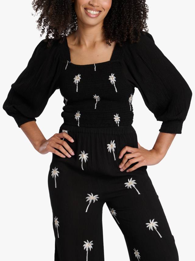 Топ с вышитой пальмой South Beach, Black
Топ с вышитой пальмой South Beach, Black