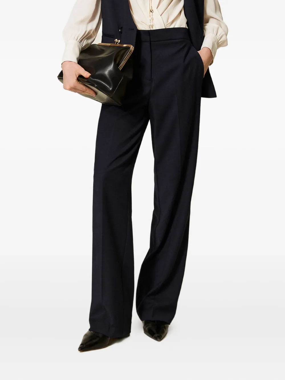 Брюки широкого кроя с боковыми карманами TWINSET, синий
Брюки широкого кроя с боковыми карманами TWINSET, синий