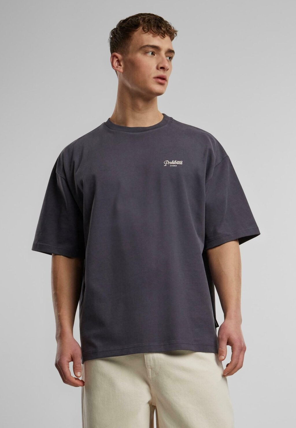 Футболка с принтом UNISEX PROHIBITED, серый
Футболка с принтом UNISEX PROHIBITED, серый