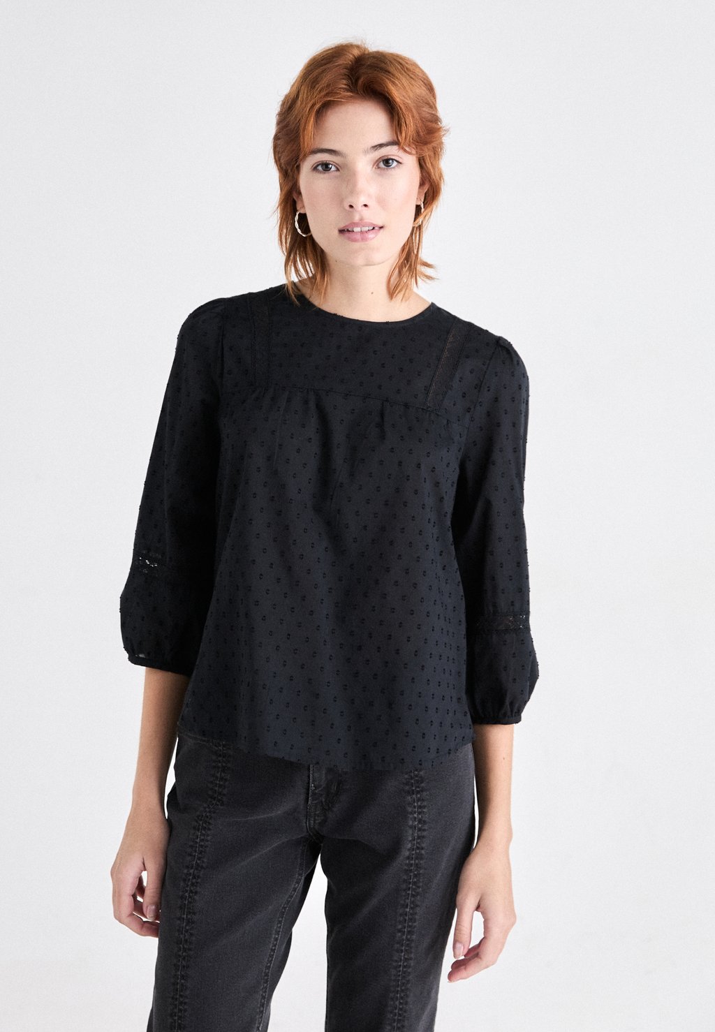 Блуза VMTRINE 3/4 NOOS Vero Moda, черный
Блуза VMTRINE 3/4 NOOS Vero Moda, черный