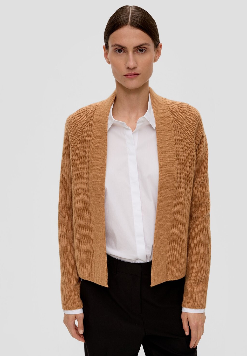 Кардиган s.Oliver BLACK LABEL, цвет hellgelb
Кардиган s.Oliver BLACK LABEL, цвет hellgelb