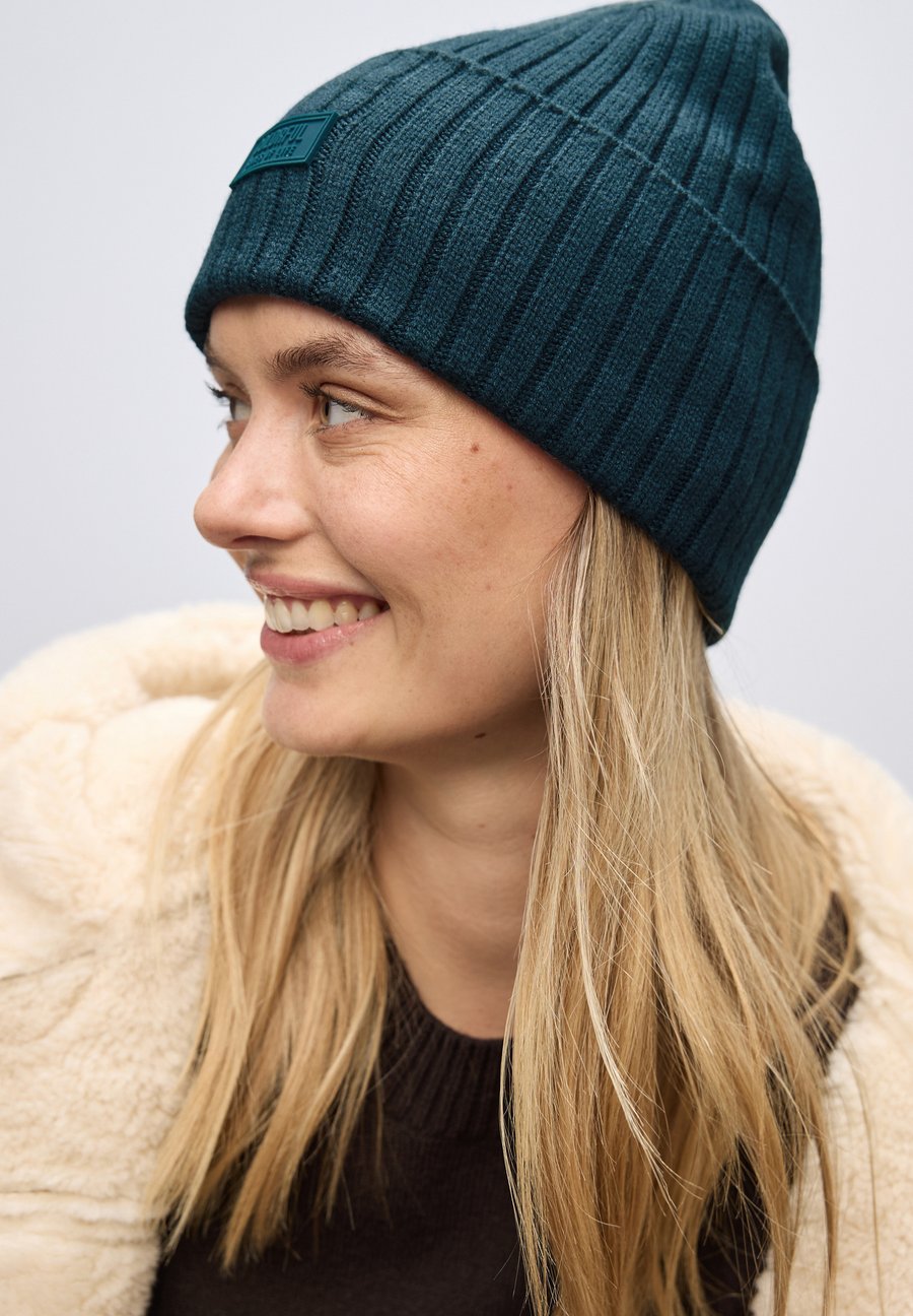 Шапка Street One Beanie, Türkis/Blue
Шапка Street One Beanie, Türkis/Blue