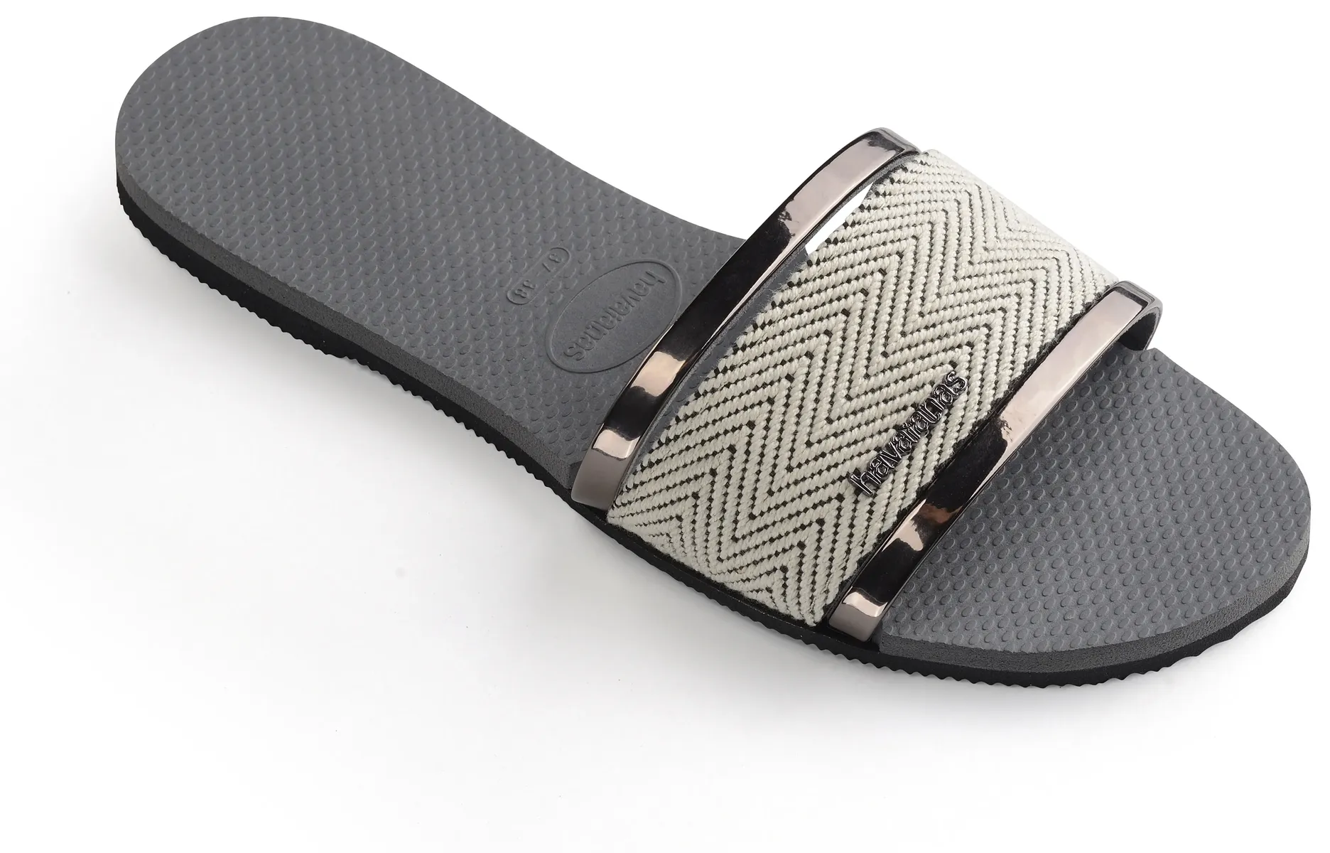 Мюли Havaianas "YOU TRANSOCO PREMIUM", летняя обувь, тапочки с блестящими деталями, серебристый
Мюли Havaianas "YOU TRANSOCO PREMIUM", летняя обувь, тапочки с блестящими деталями, серебристый