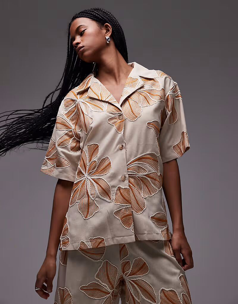 Рубашка Topshop coord resort с натуральным цветочным узором 
Рубашка Topshop coord resort с натуральным цветочным узором