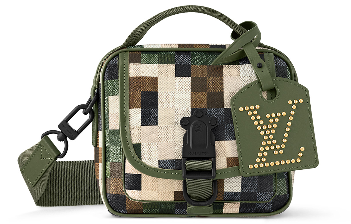 Кроссбоди через плечо камуфляжный LOUIS VUITTON, box(basic set+box)
Кроссбоди через плечо камуфляжный LOUIS VUITTON, box(basic set+box)