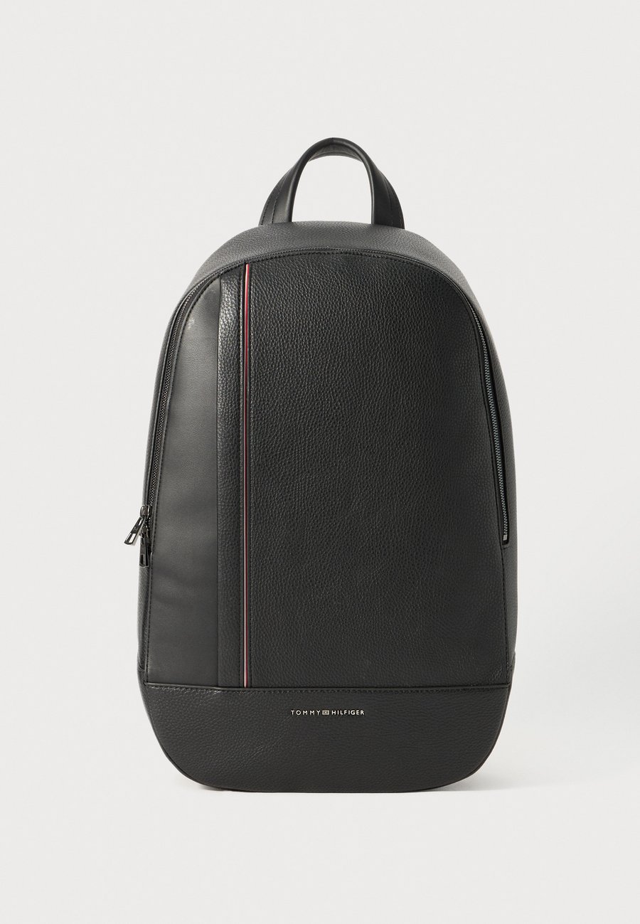 Рюкзак Tommy Hilfiger CENTRAL BACKPACK UNISEX, Black
Рюкзак Tommy Hilfiger CENTRAL BACKPACK UNISEX, Black