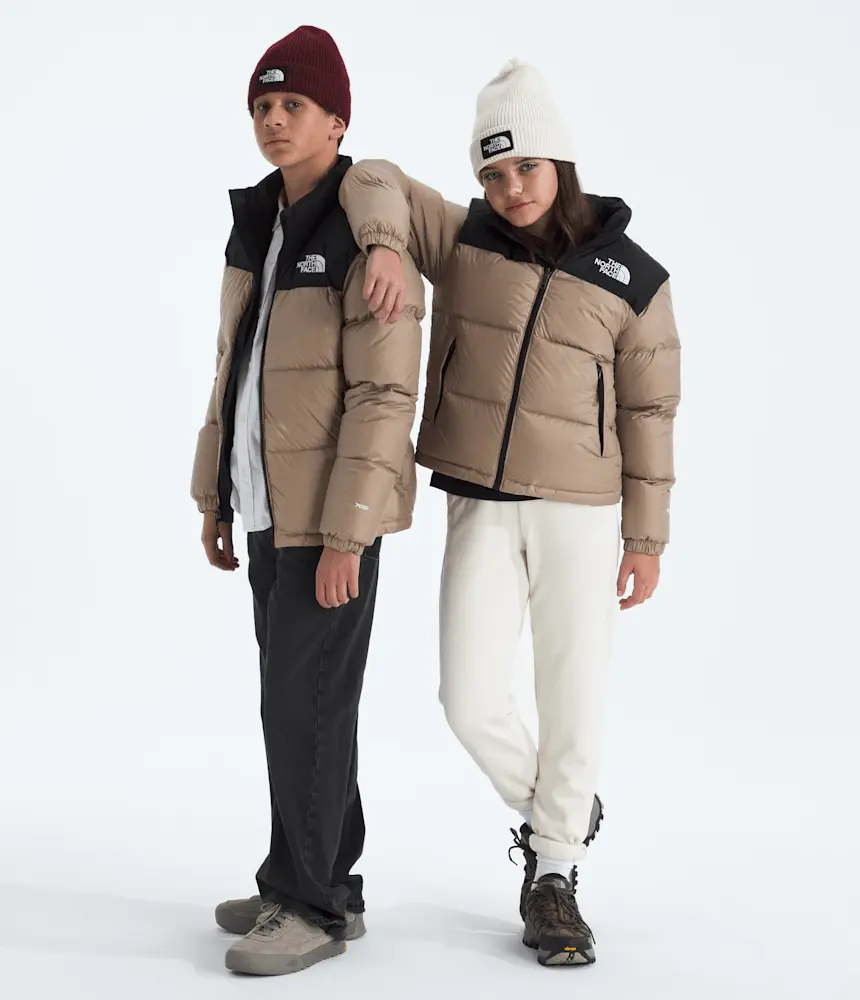 Куртка Nuptse Retro 1996 для мальчиков и девочек The North Face, Mushroom Grey
Куртка Nuptse Retro 1996 для мальчиков и девочек The North Face, Mushroom Grey