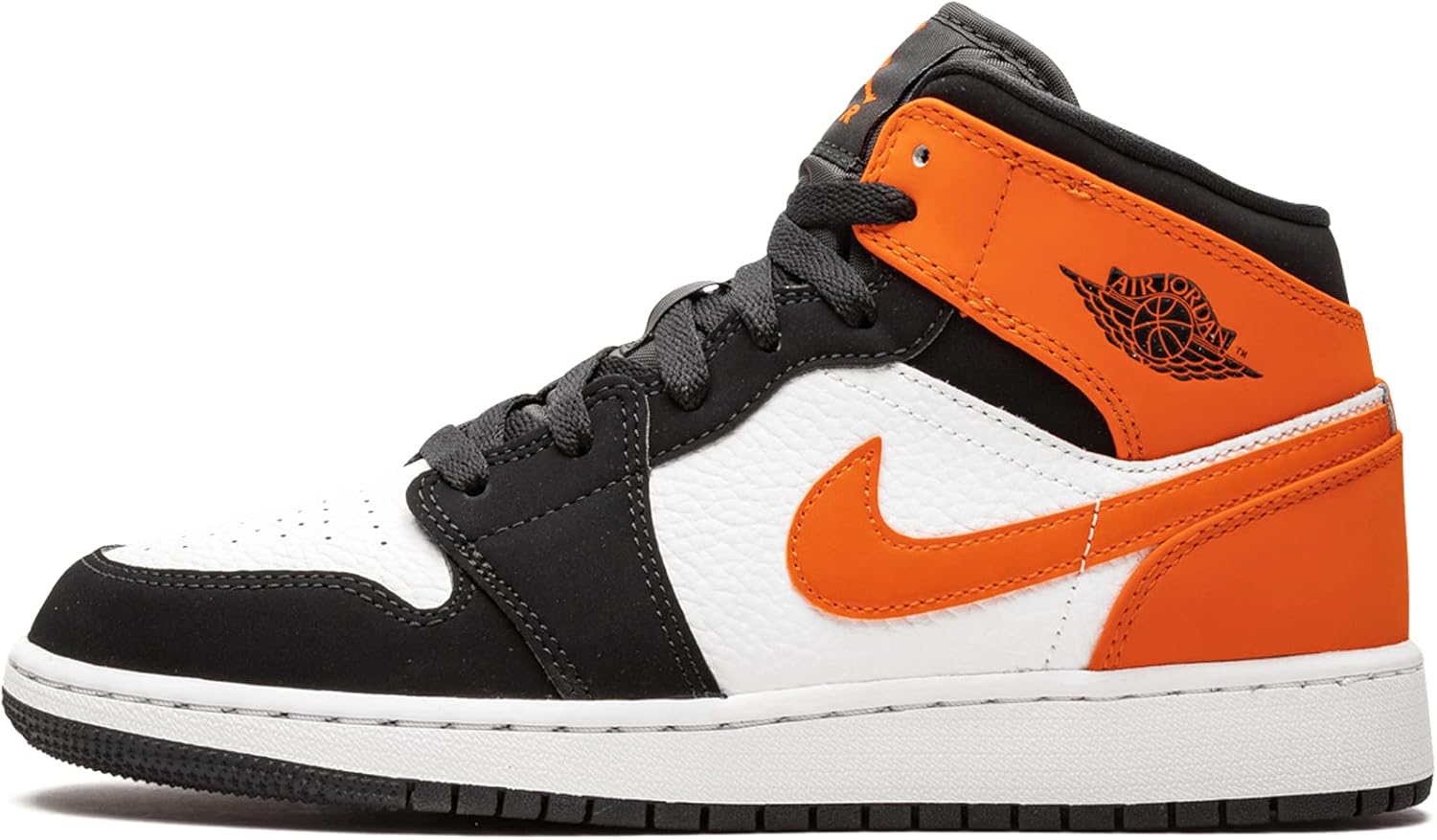 Детские кроссовки Nike Air Jordan 1 Mid, белый/черный
Детские кроссовки Nike Air Jordan 1 Mid, белый/черный