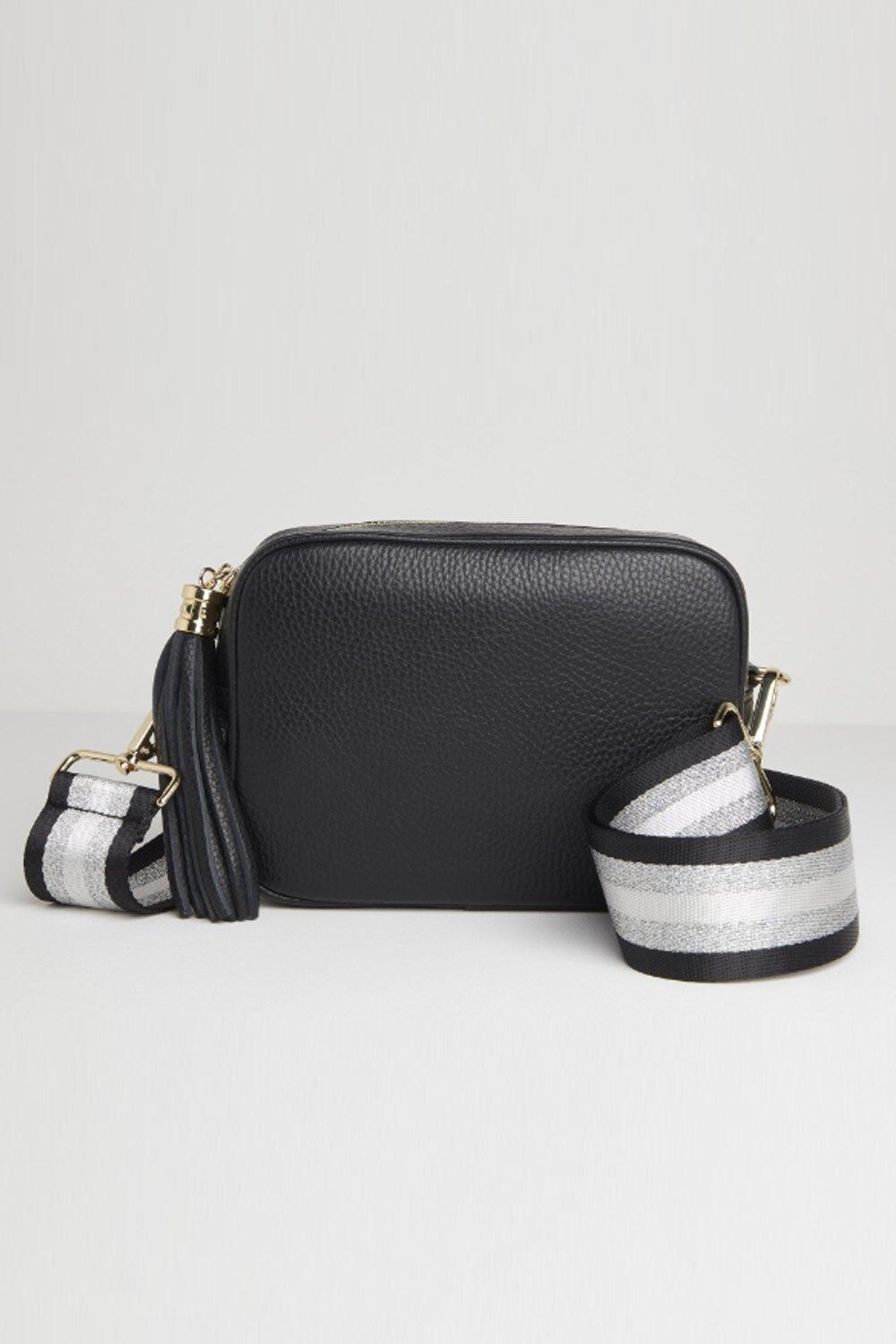 Сумка через плечо Verona с кисточками и блестящим ремешком Betsy & Floss, черный
Сумка через плечо Verona с кисточками и блестящим ремешком Betsy & Floss, черный