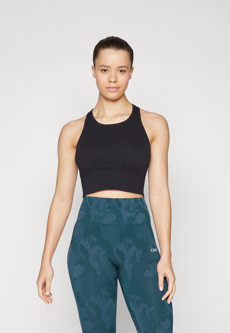 Топ Casall SEAMLESS SPORTS, Black
Топ Casall SEAMLESS SPORTS, Black