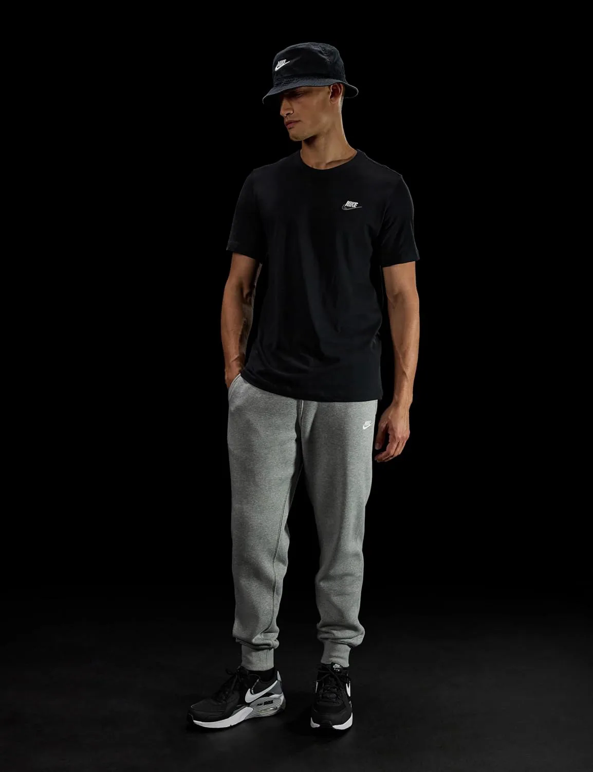 Мужские кроссовки Nike Air Max Excee, черный/белый/серый
Мужские кроссовки Nike Air Max Excee, черный/белый/серый