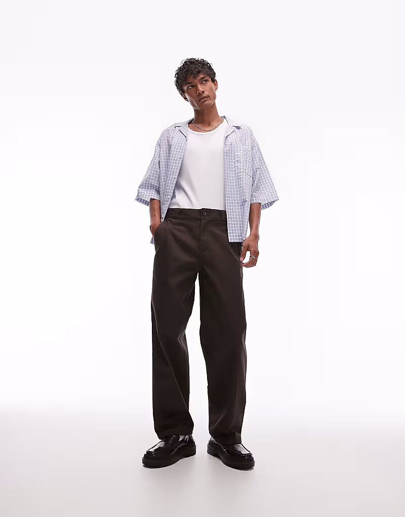 Свободные рабочие брюки 247 темно-коричневого цвета Dickies
Свободные рабочие брюки 247 темно-коричневого цвета Dickies