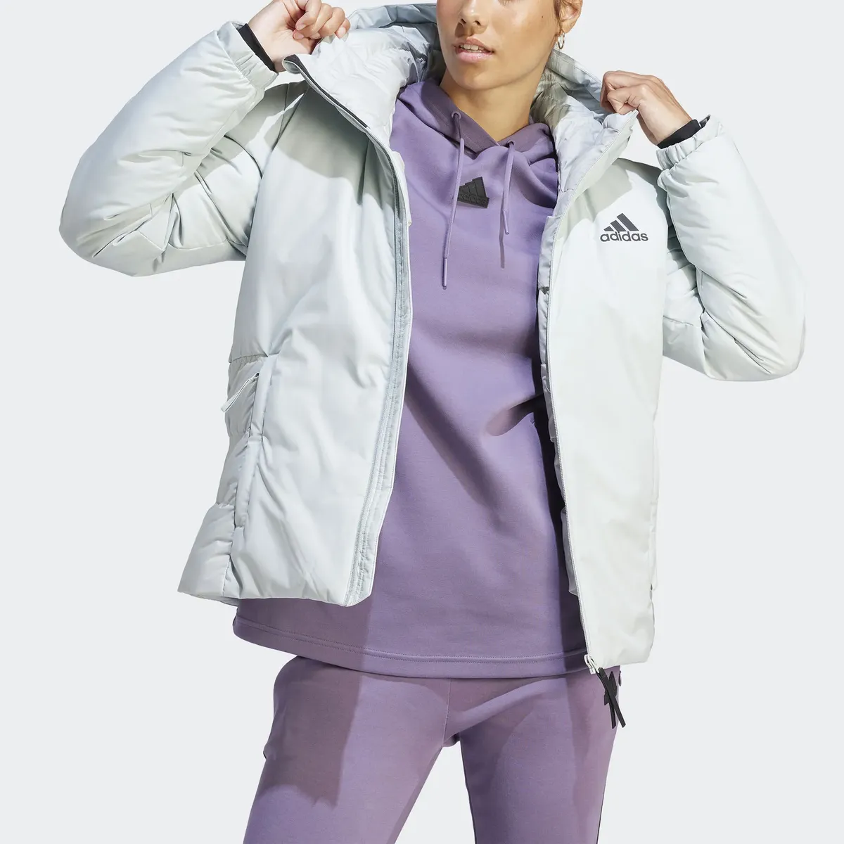 Adidas Спортивная куртка для активного отдыха "W TRAVEER CR J" Adidas Sportswear, серебристый
Adidas Спортивная куртка для активного отдыха "W TRAVEER CR J" Adidas Sportswear, серебристый
