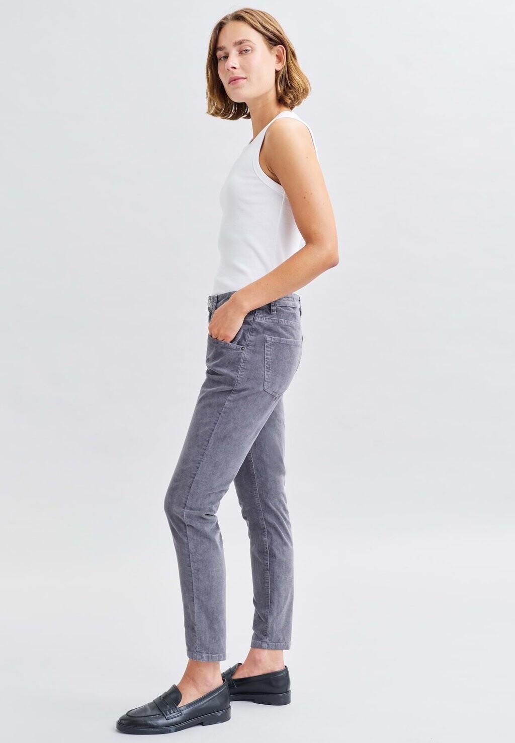 Джинсы облегающего кроя EVITA BABYCORD Opus, темно-серый 
Джинсы облегающего кроя EVITA BABYCORD Opus, темно-серый