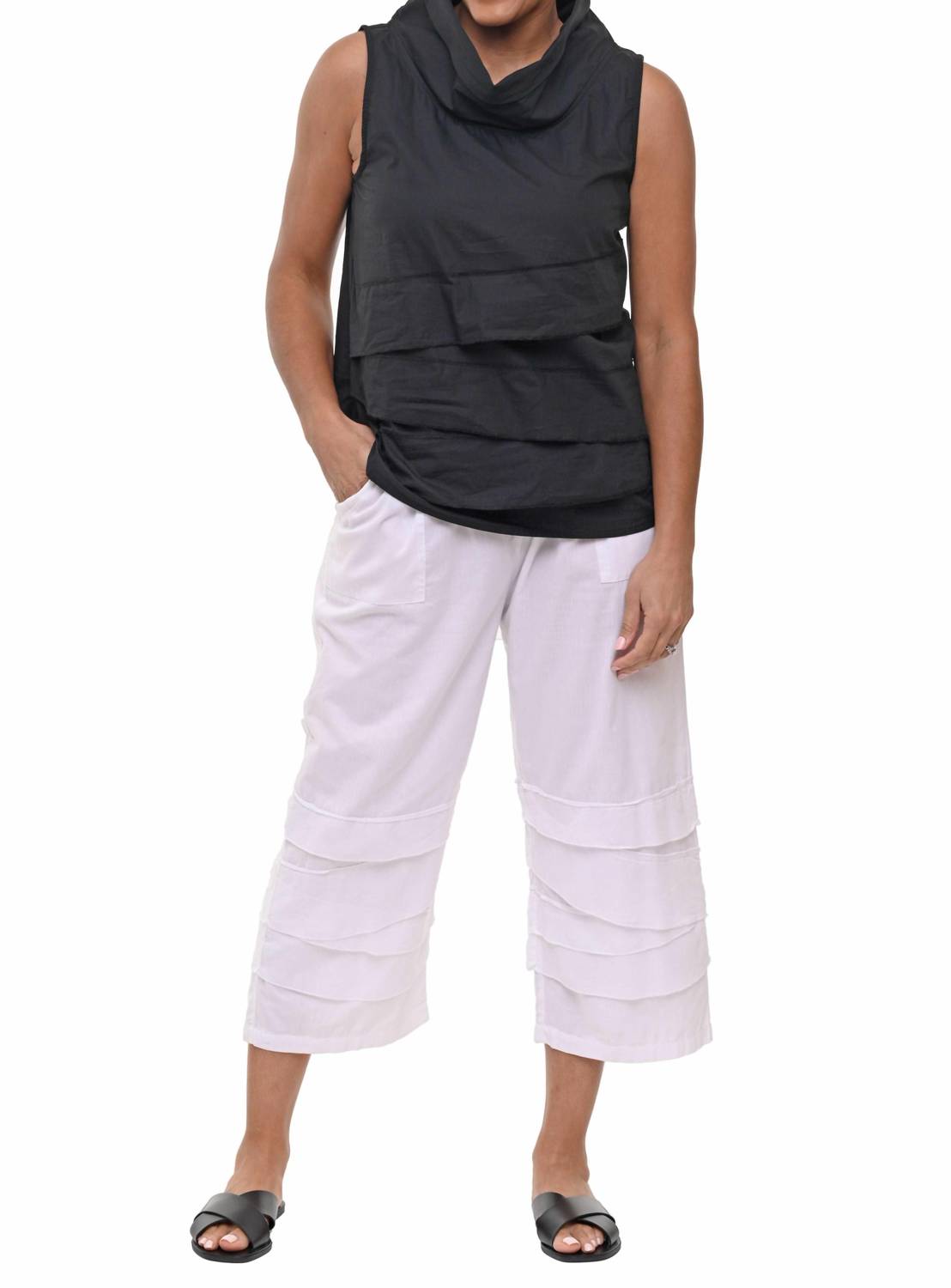 Прибрежные брюки цвета слоновой кости Tulip Clothing
Прибрежные брюки цвета слоновой кости Tulip Clothing