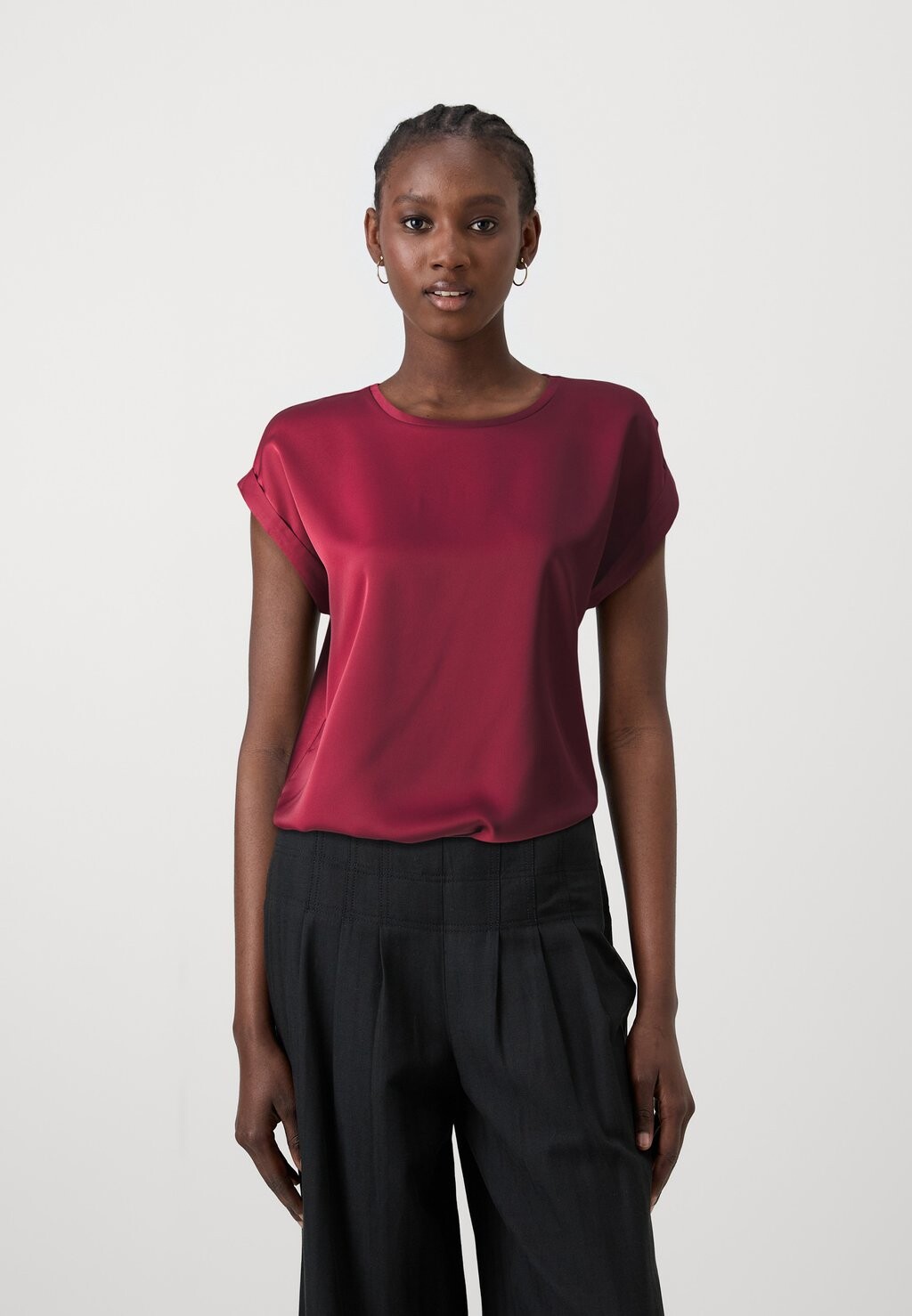 Базовая футболка VIELLETTE NOOS VILA, Бордо
Базовая футболка VIELLETTE NOOS VILA, Бордо