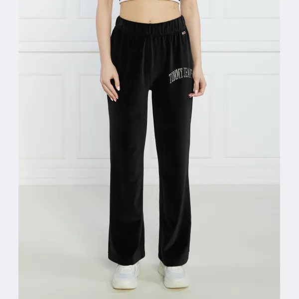 Велюровые спортивные штаны свободного кроя Tjw со стразами Tommy Hilfiger, черный
Велюровые спортивные штаны свободного кроя Tjw со стразами Tommy Hilfiger, черный