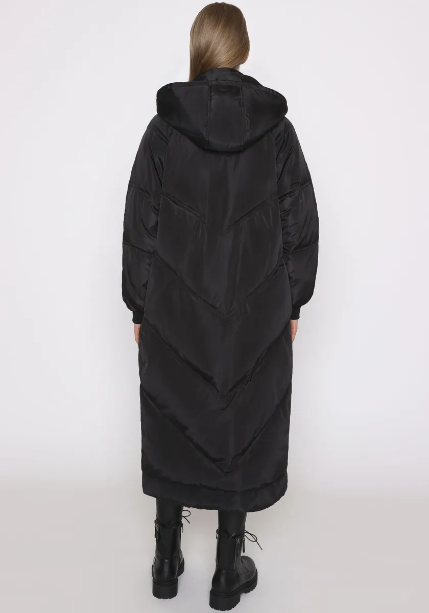 Стеганое пальто HaILY’S "LS P JK Ne44yla", черный
Стеганое пальто HaILY’S "LS P JK Ne44yla", черный