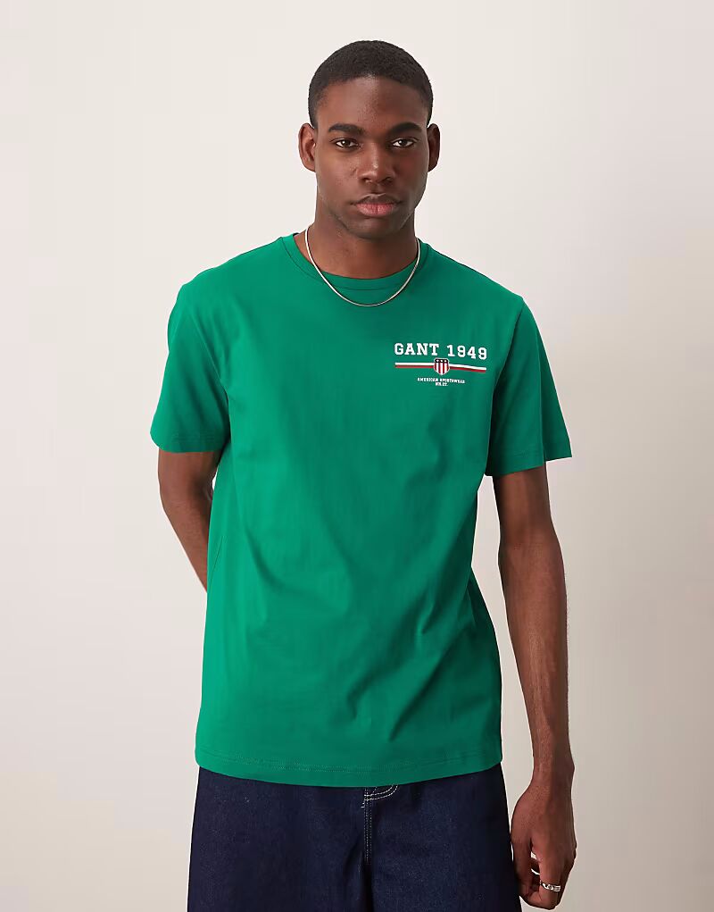 Футболка с маленьким логотипом GANT зеленого цвета
Футболка с маленьким логотипом GANT зеленого цвета