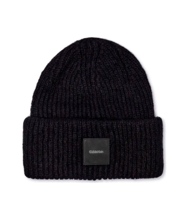 Шапка шерстяная Calvin Klein, черный 
Шапка шерстяная Calvin Klein, черный