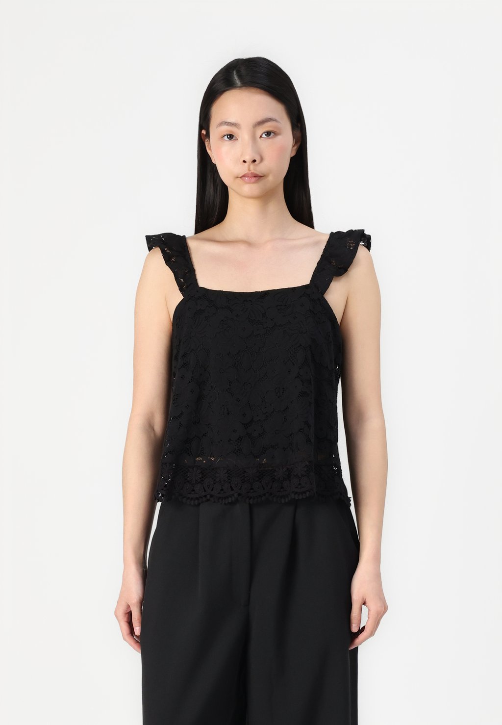 Топ VMHONEY FRILL SINGLET Vero Moda, черный
Топ VMHONEY FRILL SINGLET Vero Moda, черный