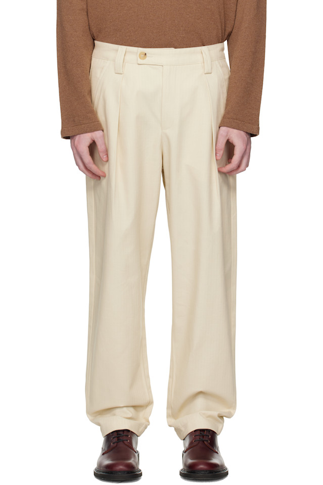 Брюки Renato A.P.C., цвет mastic
Брюки Renato A.P.C., цвет mastic