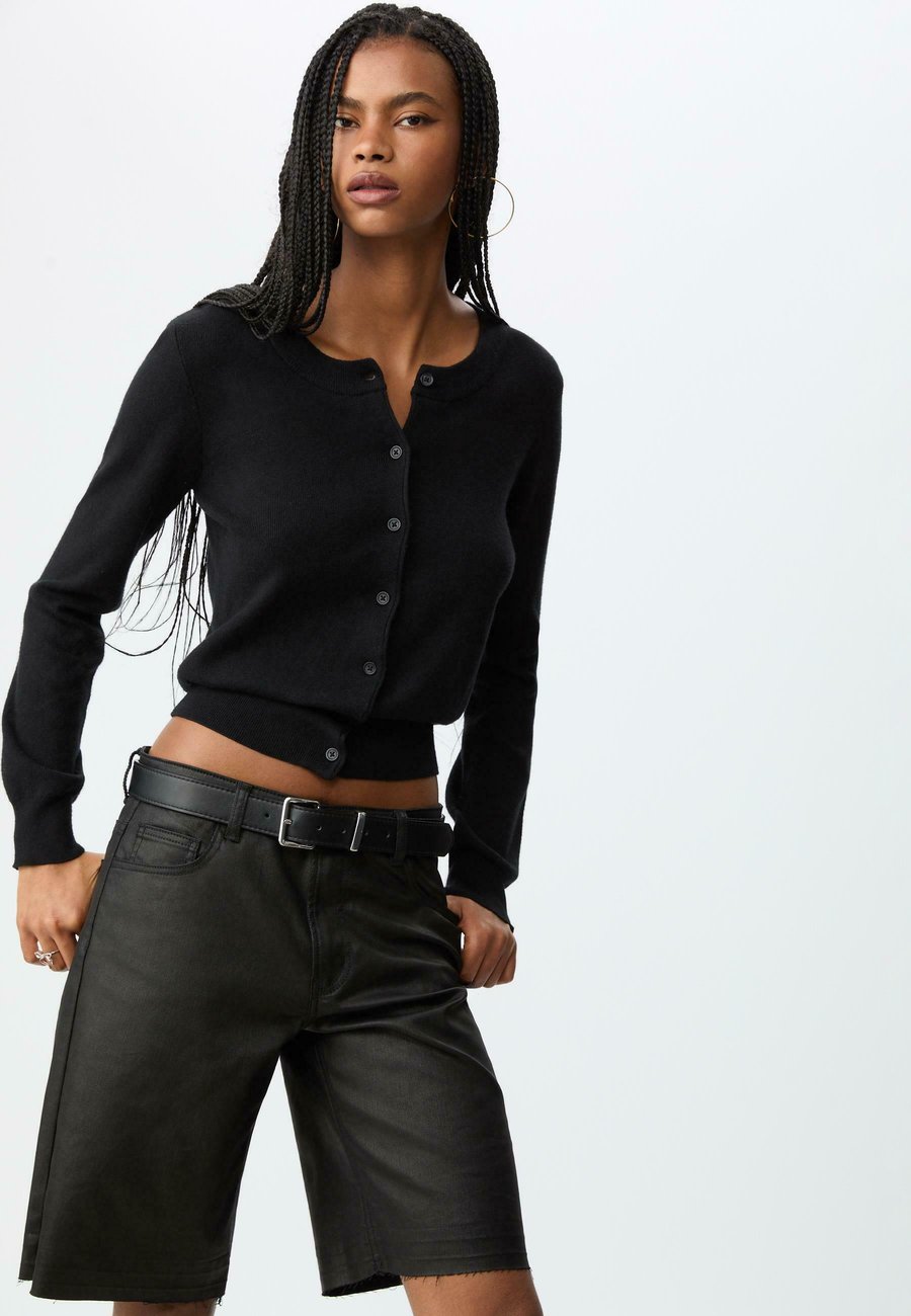 Кардиган Stradivarius BUTTON-UP, Black
Кардиган Stradivarius BUTTON-UP, Black