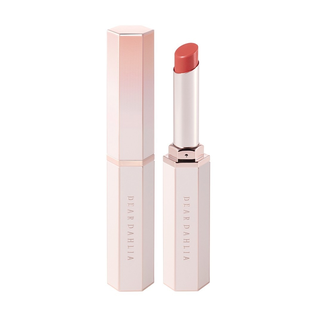 Помада для губ glow shine Dear Dahlia, sienna, вес 2.4 гр.
Помада для губ glow shine Dear Dahlia, sienna, вес 2.4 гр.
