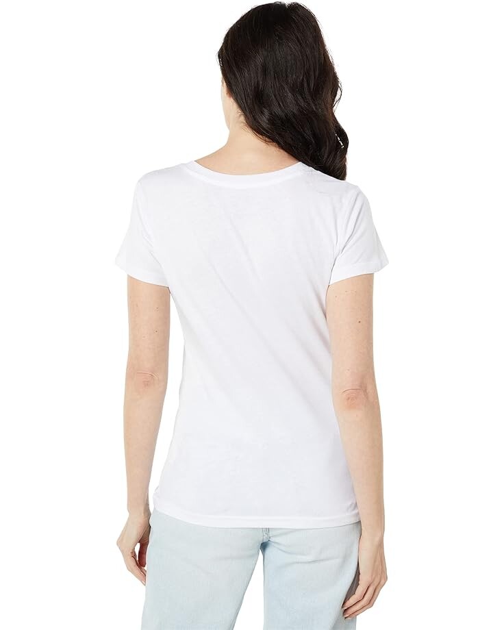 Футболка U.S. POLO ASSN. V-Neck Flag in USPA/Cursive Graphic Tee, цвет Optic White
Футболка U.S. POLO ASSN. V-Neck Flag in USPA/Cursive Graphic Tee, цвет Optic White