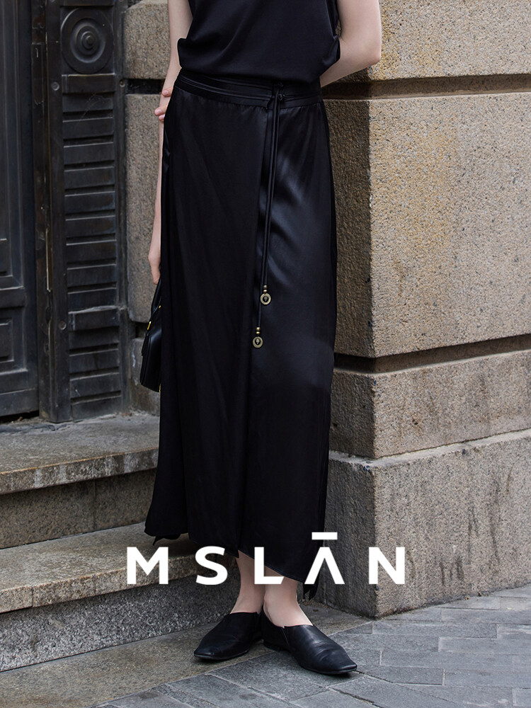 Юбка длинная MSlan 24 атласная, черный
Юбка длинная MSlan 24 атласная, черный