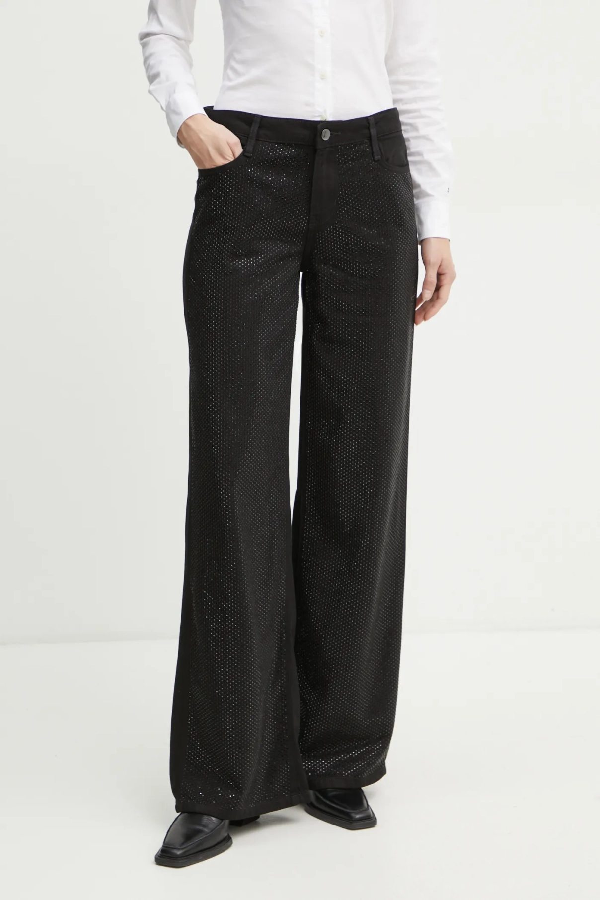 Джинсы Guess, черный
Джинсы Guess, черный