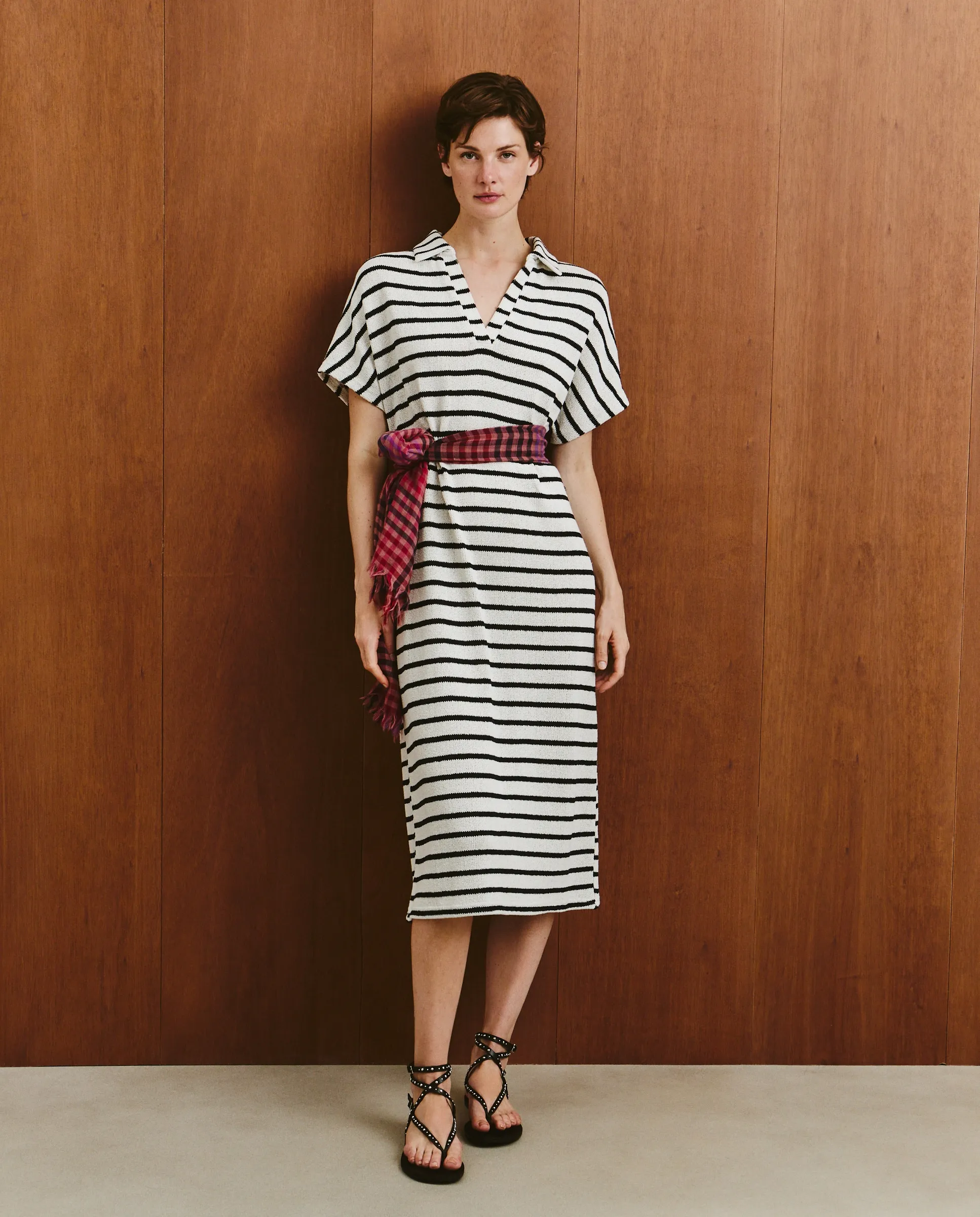 Короткий рукав поло миди платье в полоску Southern Cotton, синий
Короткий рукав поло миди платье в полоску Southern Cotton, синий