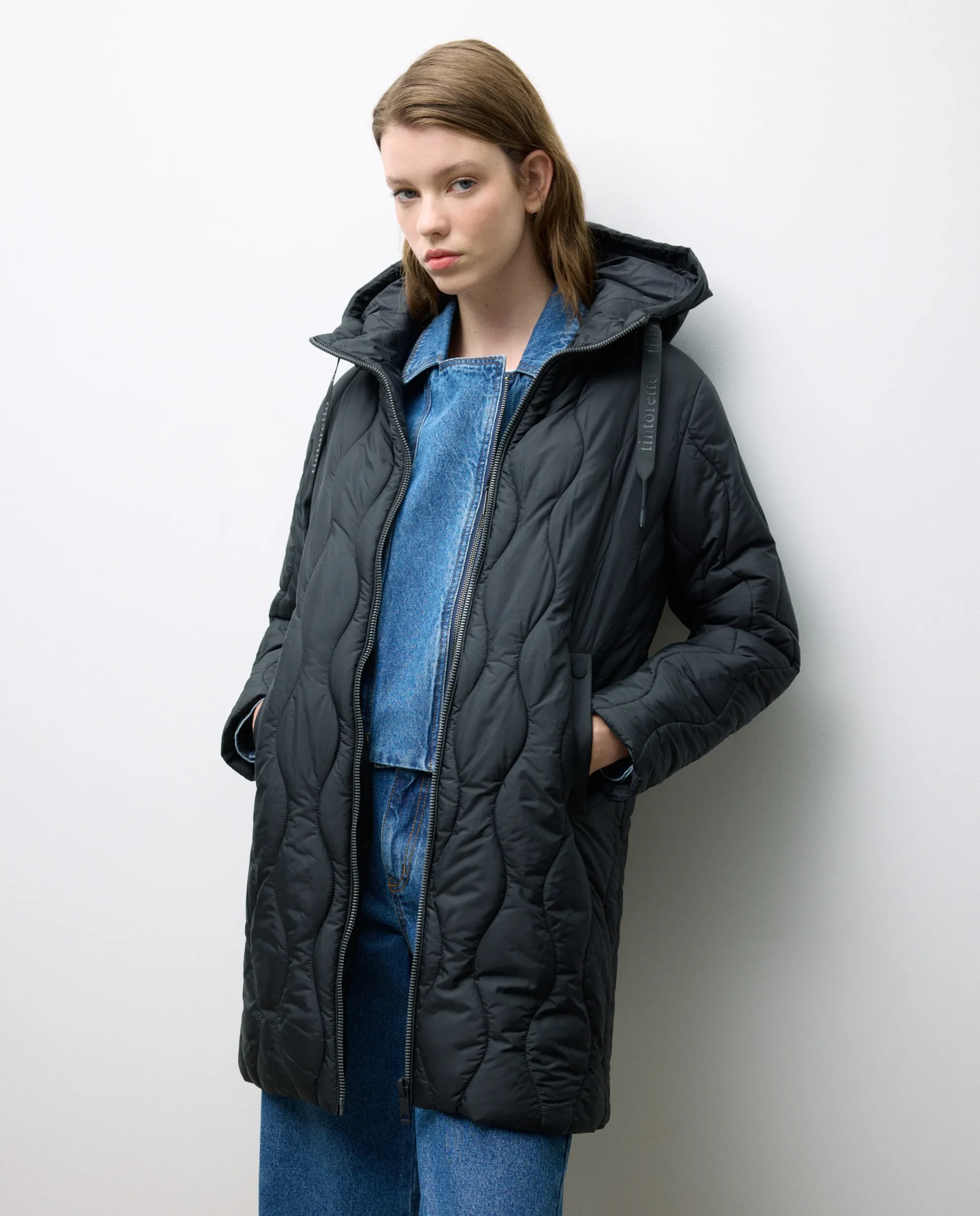 Женская утепленная куртка с капюшоном Tintoretto, черный 
Женская утепленная куртка с капюшоном Tintoretto, черный