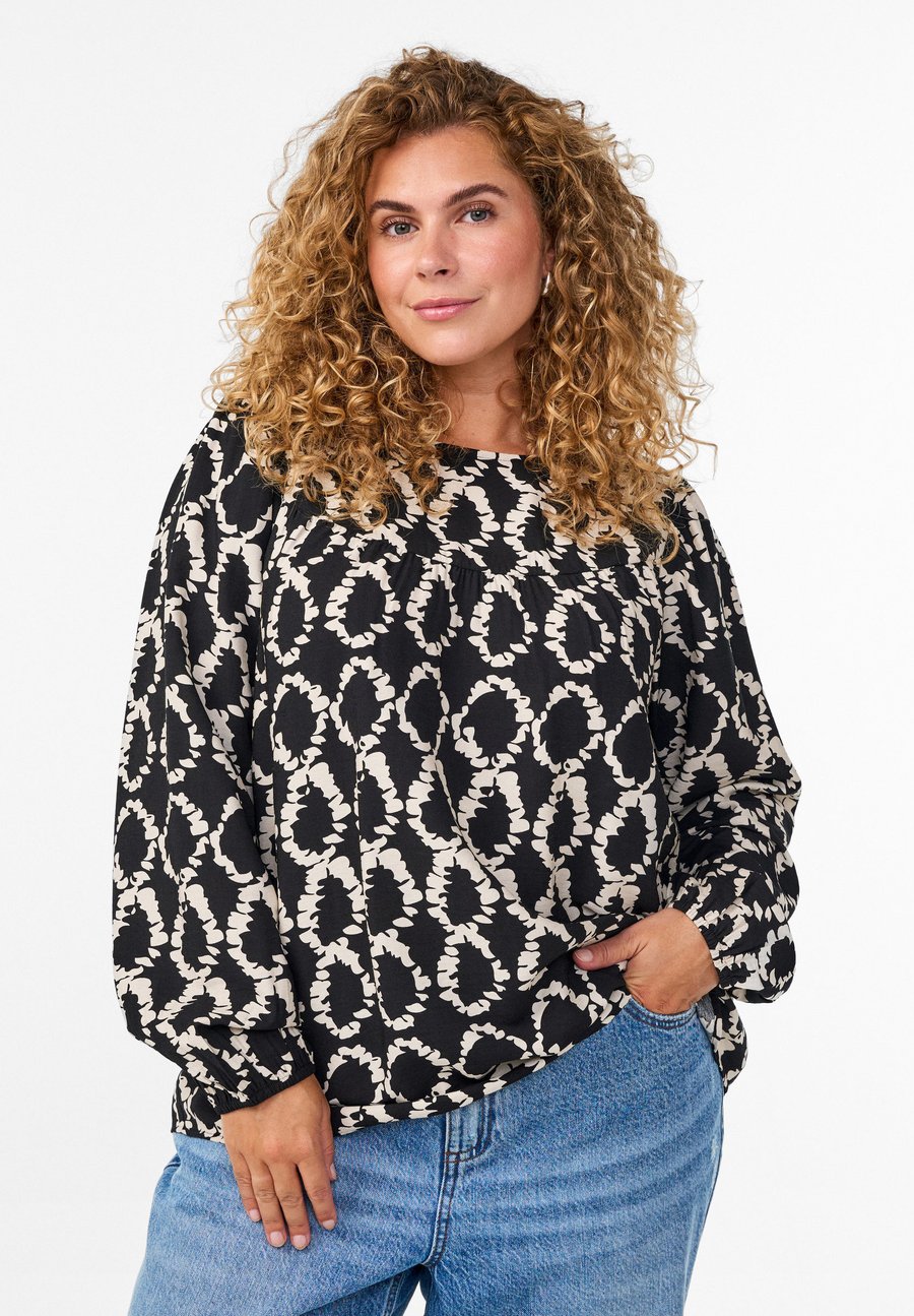 Блуза Zizzi Blouse, Black Art Aop/Mottled Black
Блуза Zizzi Blouse, Black Art Aop/Mottled Black